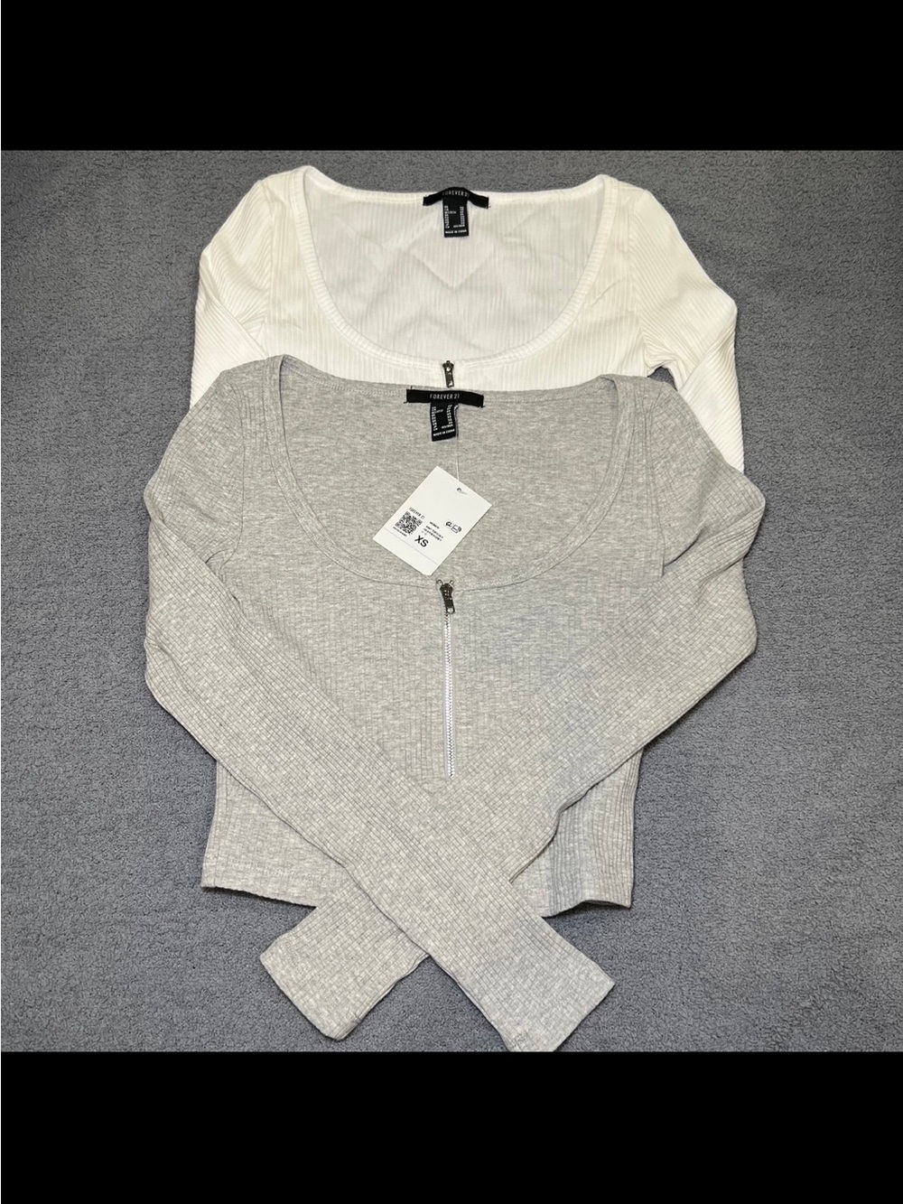 Forever 21 Ribbed Scoop Neck Zip Crop Top Duo - White & Light Gray
